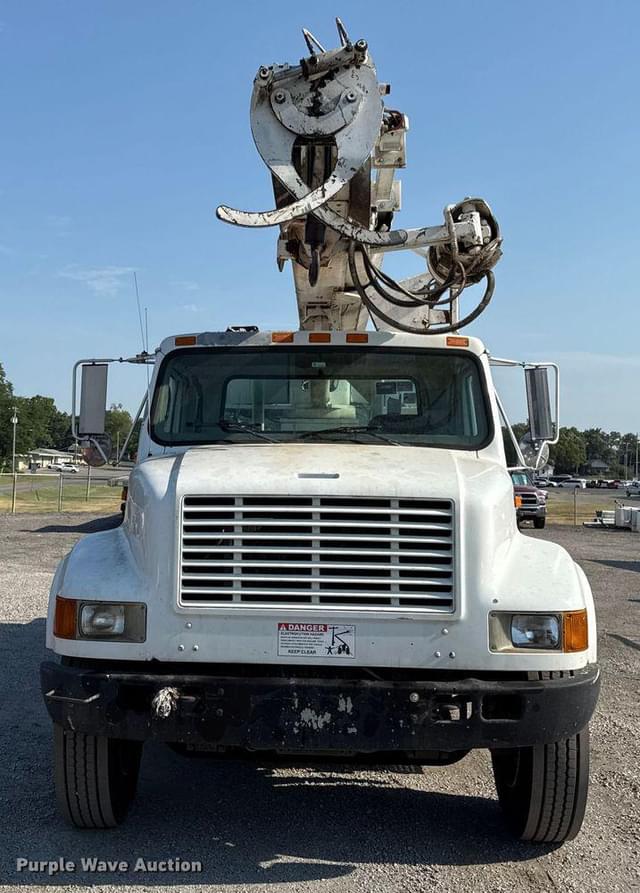 Image of International 4700 equipment image 1