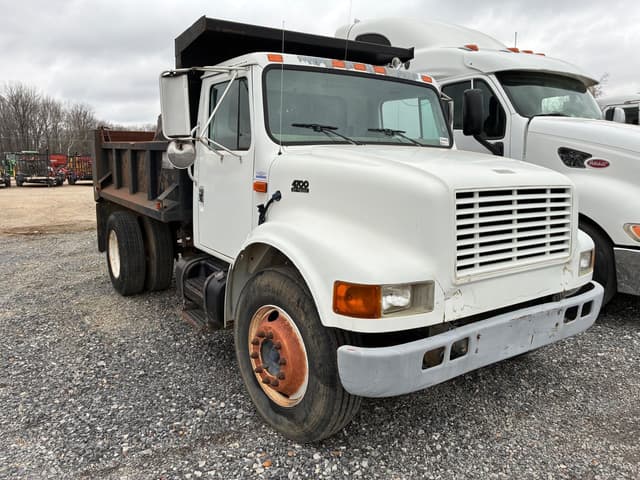 Image of International 4700 equipment image 1