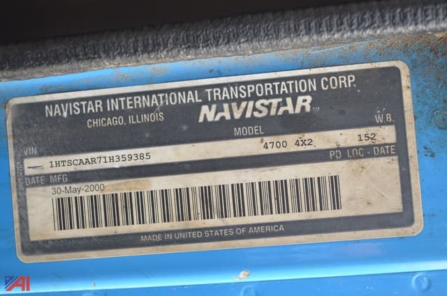 Image of International 4700 equipment image 4