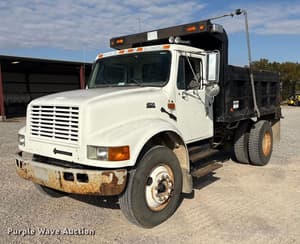 2001 International 4700 Image