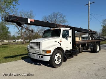 Main image International 4700
