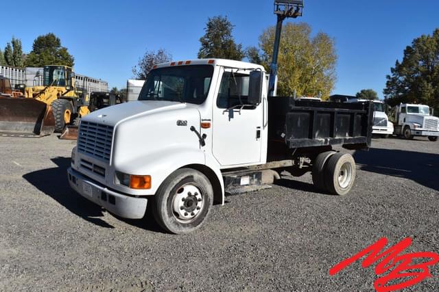 Image of International 4700 equipment image 1