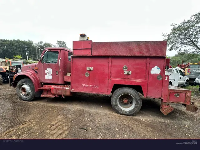 Image of International 4700 equipment image 2
