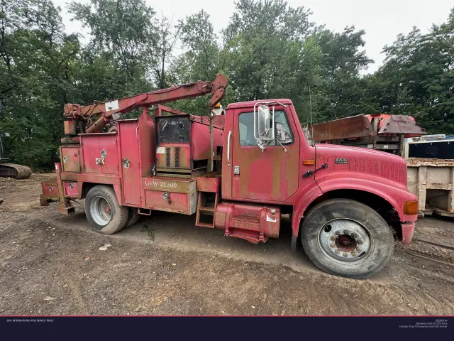 Image of International 4700 equipment image 3