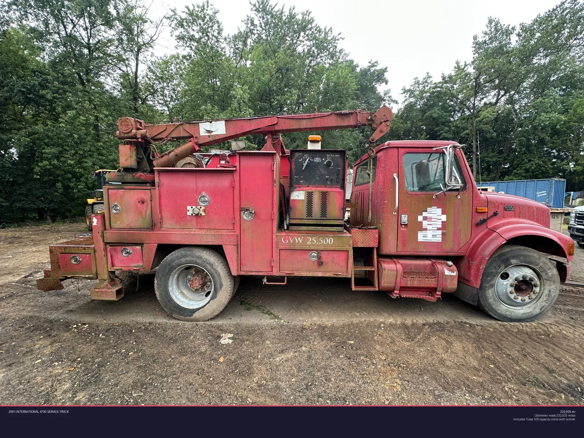 2001 International 4700 Equipment Image0