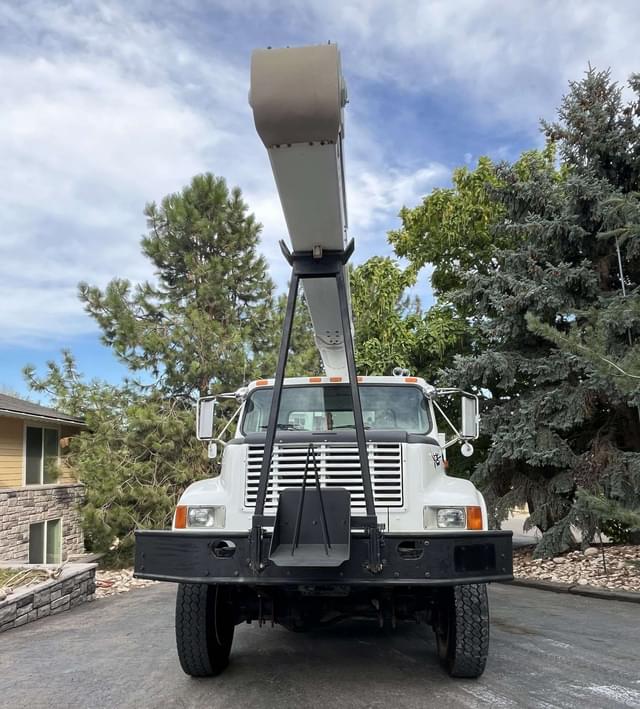 Image of International 4800 equipment image 4