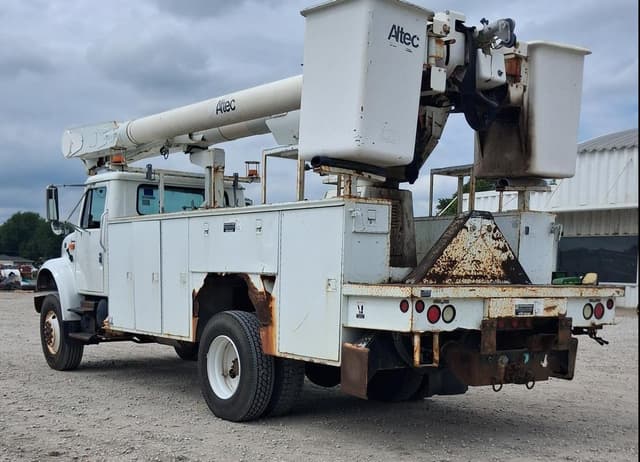 Image of International 4800 equipment image 3