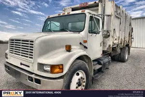 2001 International 4900 Image