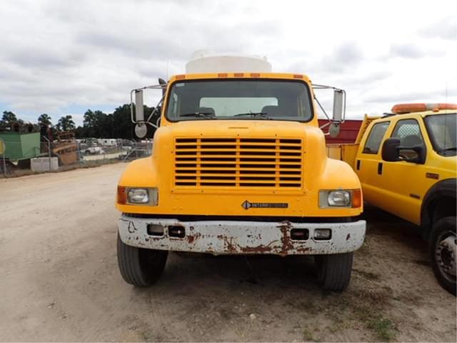 Image of International 4900 DT 466E equipment image 1