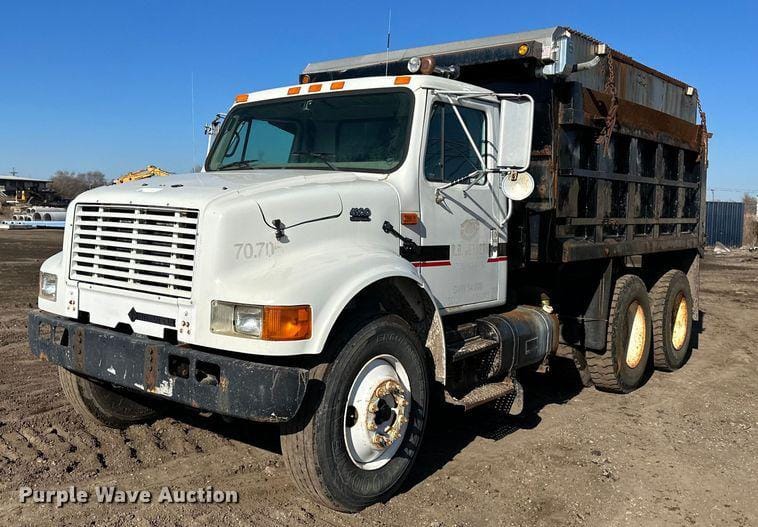 Main image International 4900