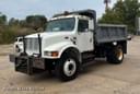 2001 International 4900 Image