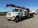 2001 International 4900 Image