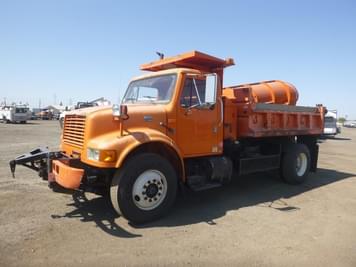 Main image International 4900