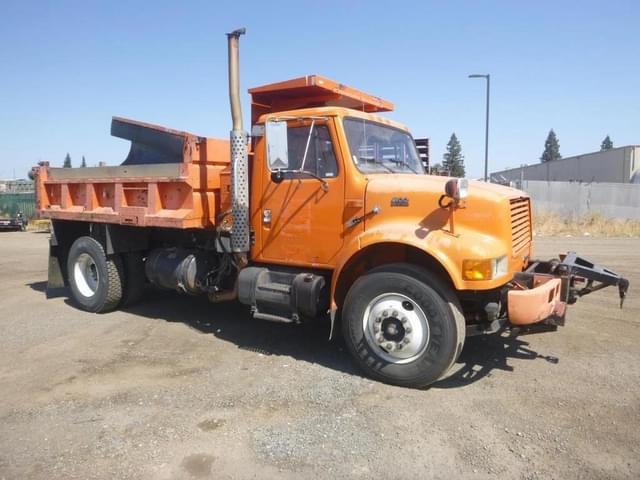 Image of International 4900 equipment image 1