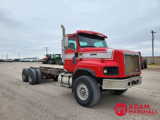 Image of International 5600 equipment image 1