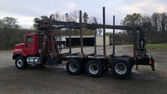 Image of International 5600I equipment image 2