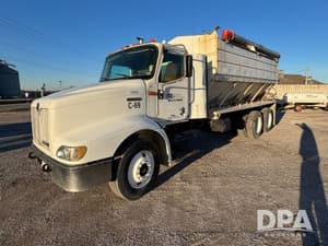 2001 International 9100i Image