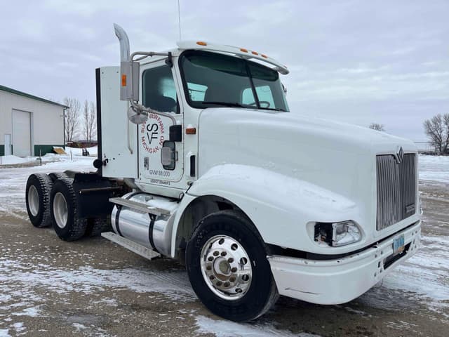 Image of International 9400i equipment image 4