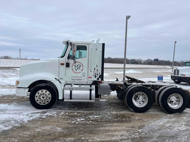 Image of International 9400i equipment image 1