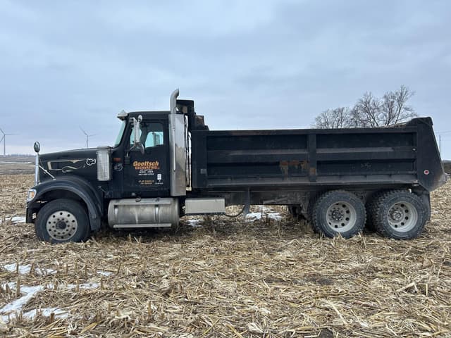 Image of International 9900 equipment image 1