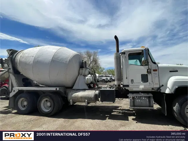 Image of International DF557 equipment image 2