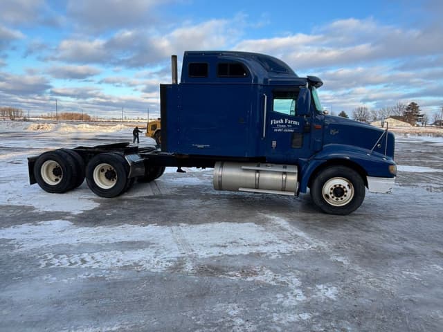 Image of International 9200i equipment image 2