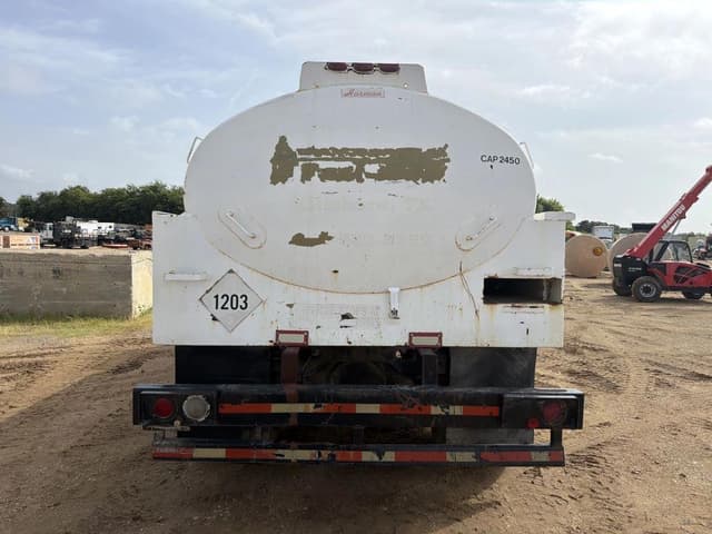 Image of International 4700 equipment image 3