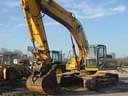 2001 JCB JS330L Image