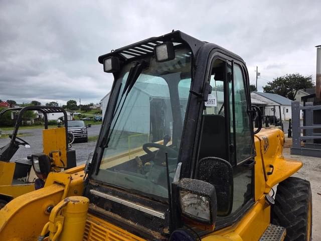 Image of JCB 520-50 equipment image 4