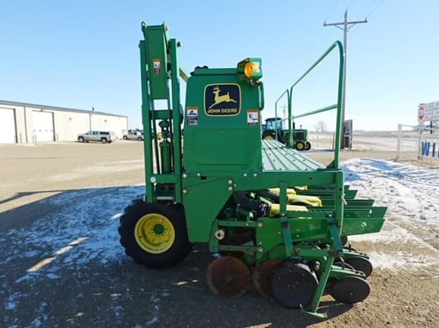 Image of John Deere 1535 equipment image 3