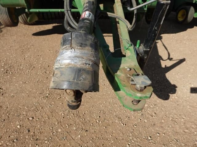 Image of John Deere 567 equipment image 2