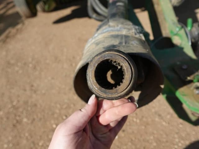 Image of John Deere 567 equipment image 3