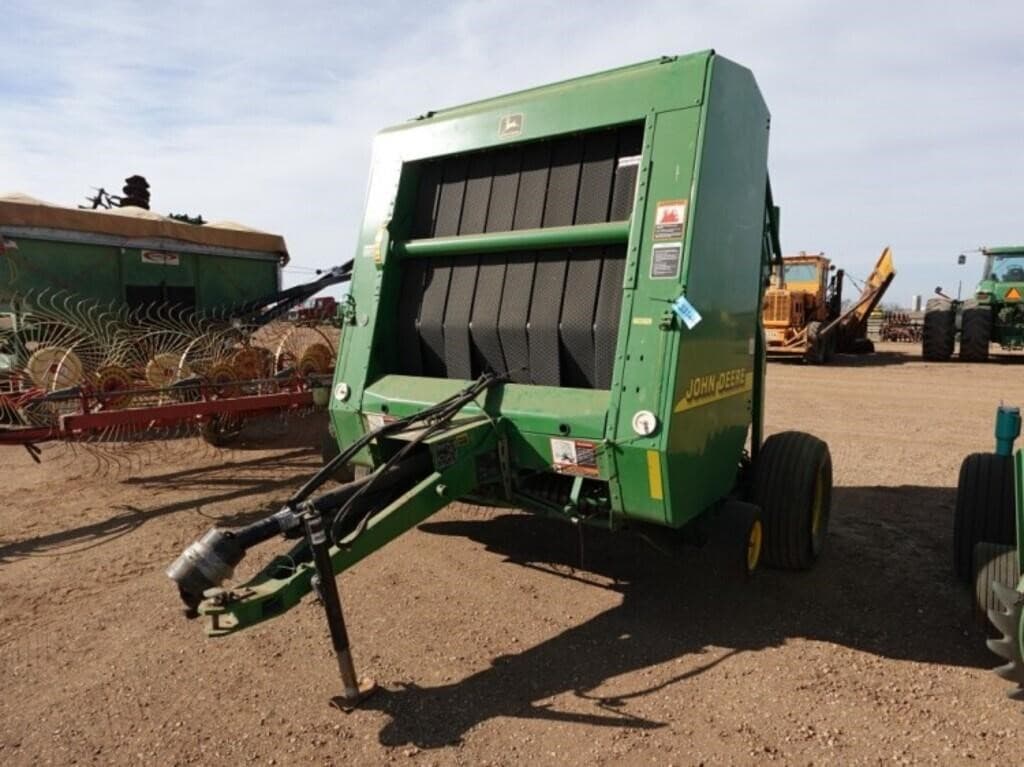 Image of John Deere 567 Primary image