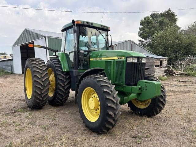 Image of John Deere 7810 equipment image 1
