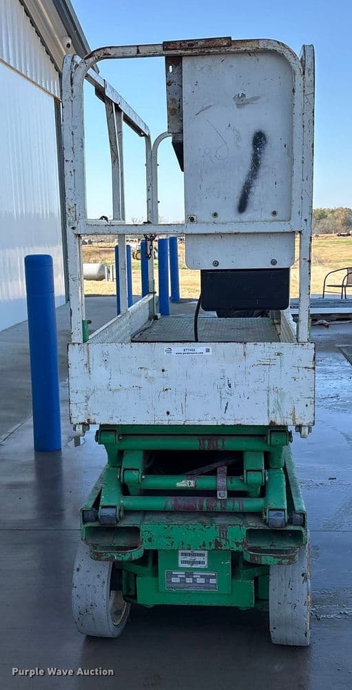 Image of JLG 2032E2 equipment image 1