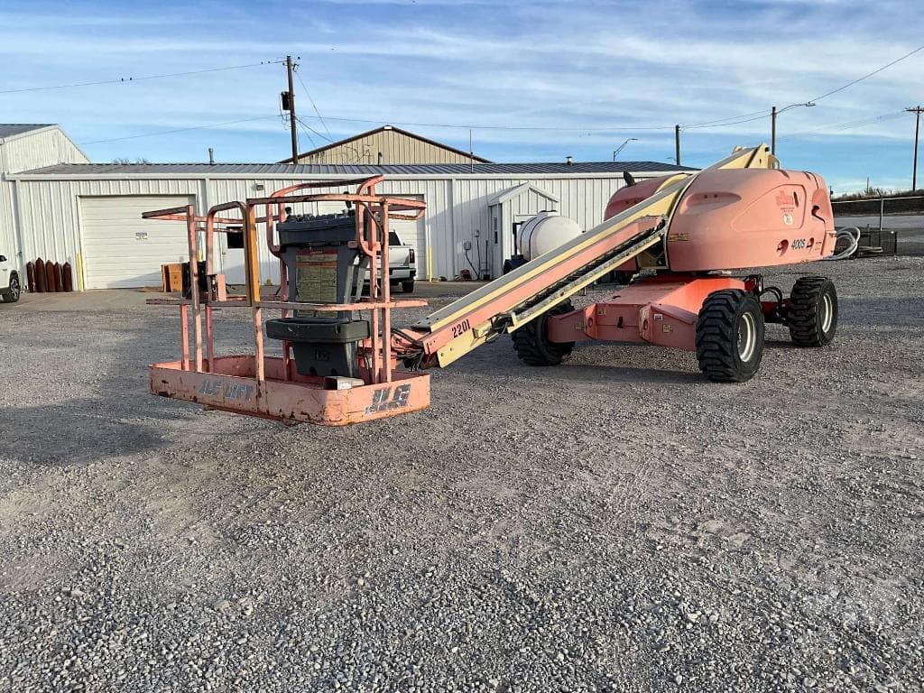 Image of JLG 400S Primary image
