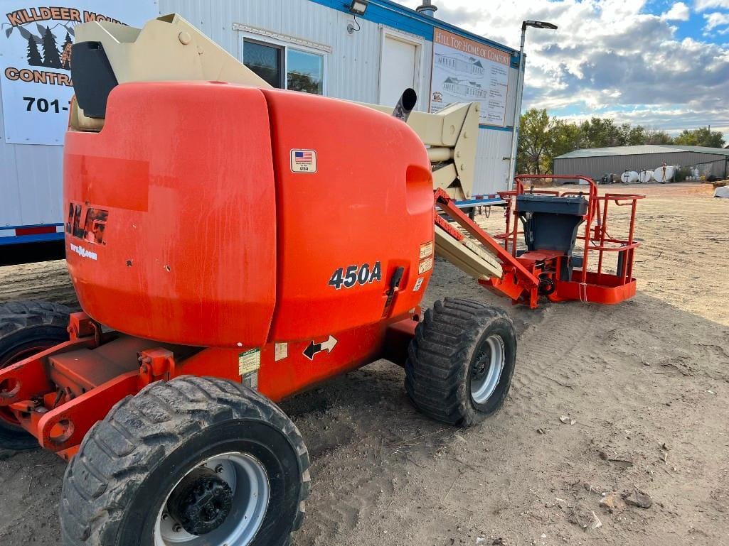 Main image JLG 450A