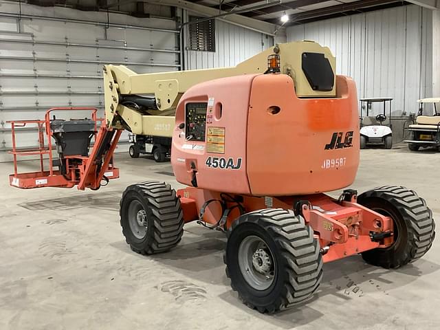 Image of JLG 450AJ equipment image 4