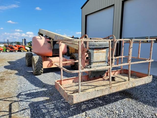 Image of JLG 600A equipment image 1