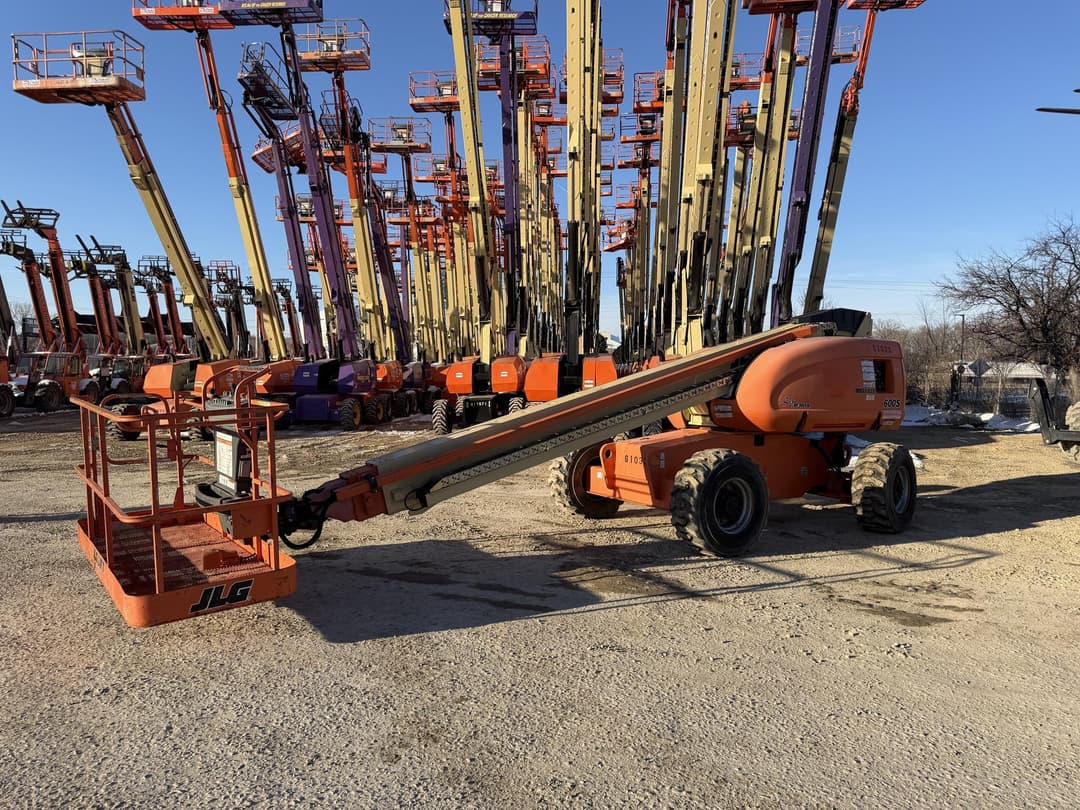 Image of JLG 600S Primary image