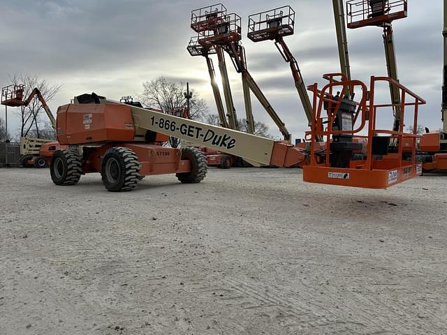 Image of JLG 600S equipment image 1