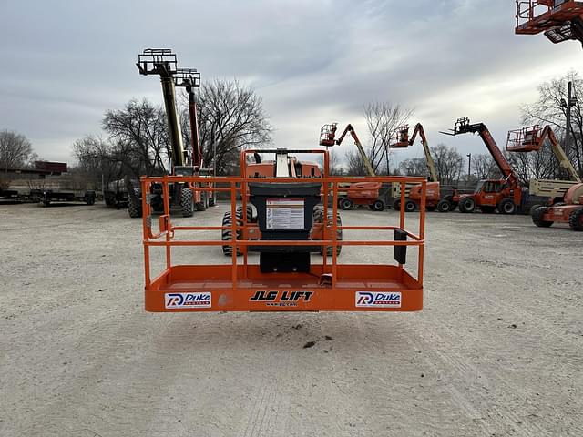 Image of JLG 600S equipment image 2