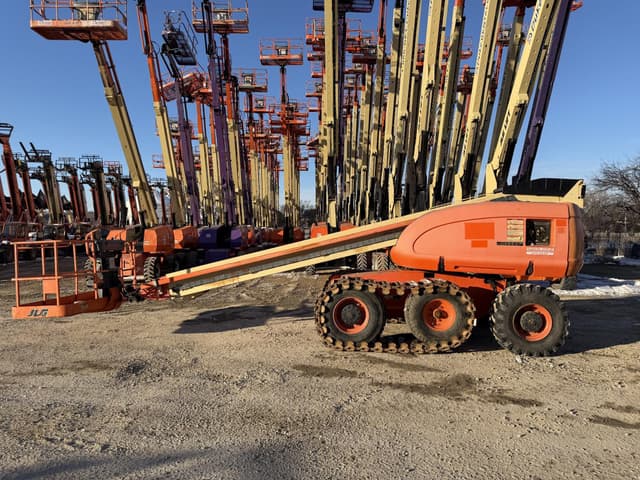 Image of JLG 600S equipment image 2