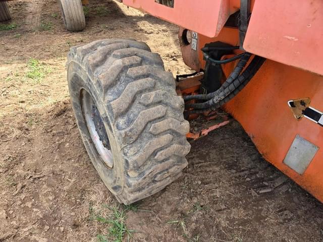 Image of JLG 601S equipment image 3