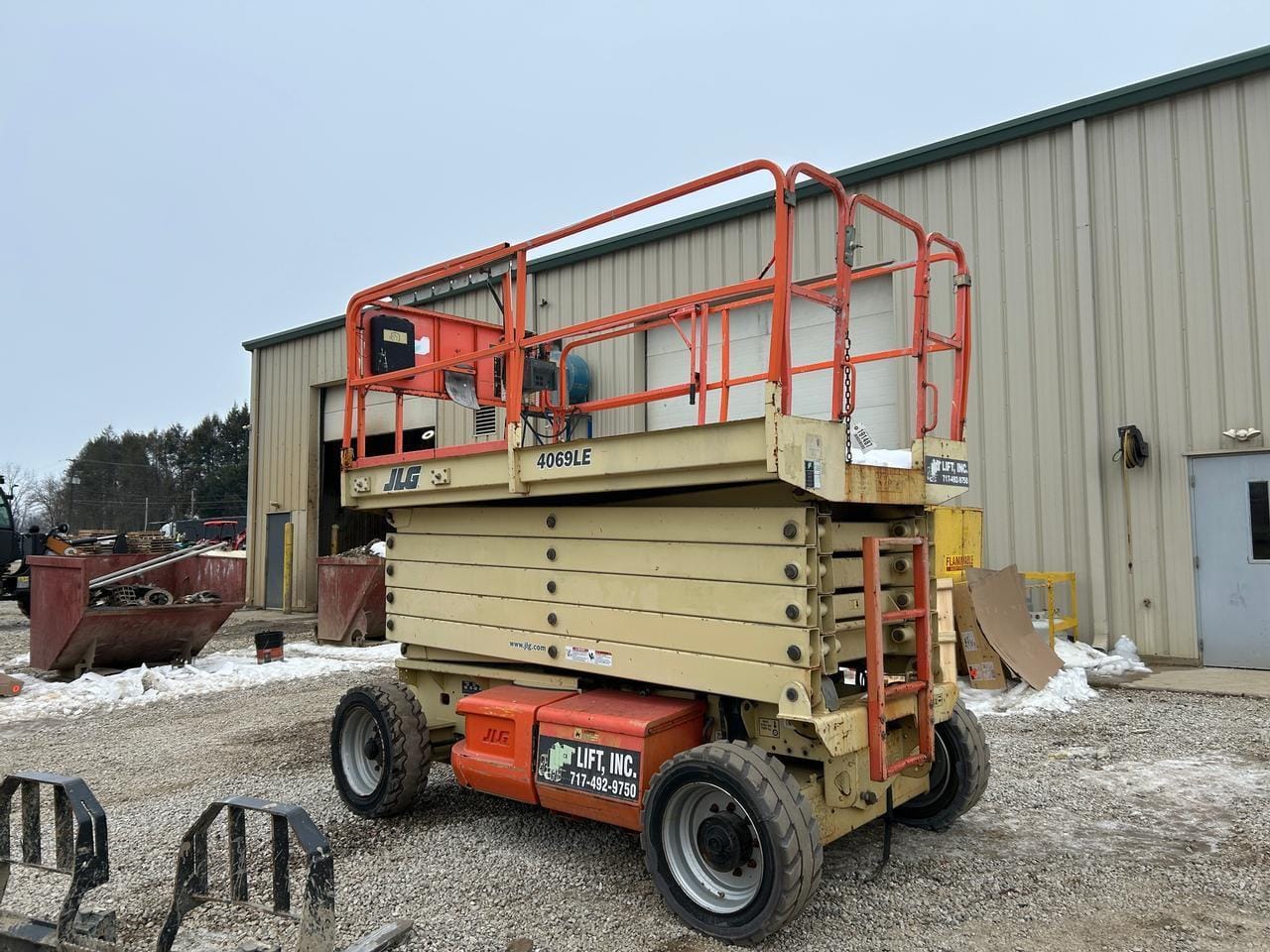 2001 JLG CM1732  Equipment Image0