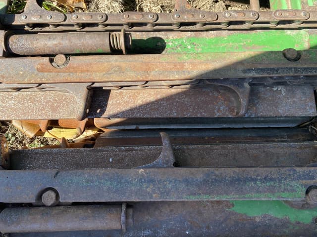 Image of John Deere 1293 equipment image 4