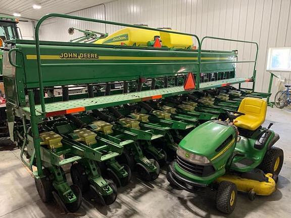 Image of John Deere 1535 equipment image 2