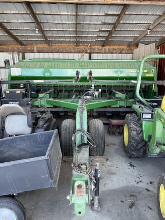 Image of John Deere 1560 equipment image 4