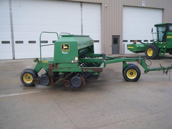 Image of John Deere 1560 equipment image 1