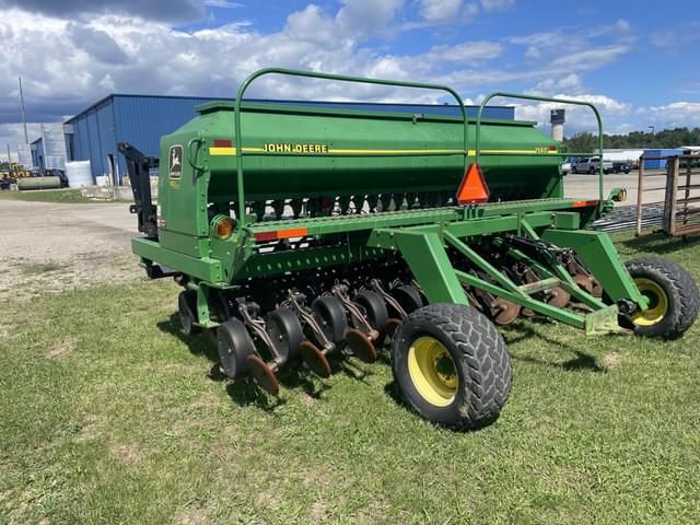 Image of John Deere 1560 equipment image 1